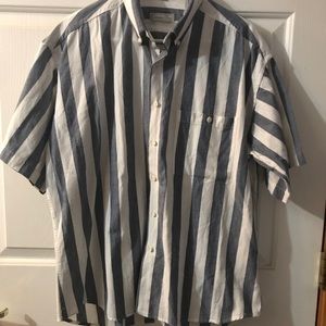 Christian Dior button up short sleeve size large